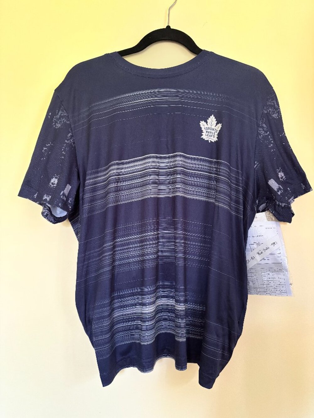 Official NHL Toronto Maple Leafs Men's Shirt FE Apparel NWT Size M